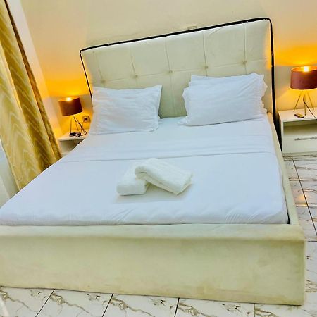 Appartement Avec Vue Panoramique Two Or Three Rooms ยาอุนเด ภายนอก รูปภาพ