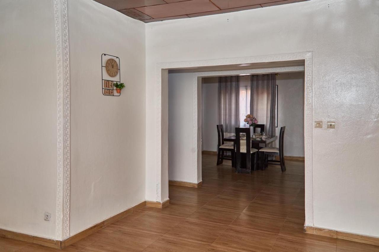 Appartement Avec Vue Panoramique Two Or Three Rooms ยาอุนเด ภายนอก รูปภาพ