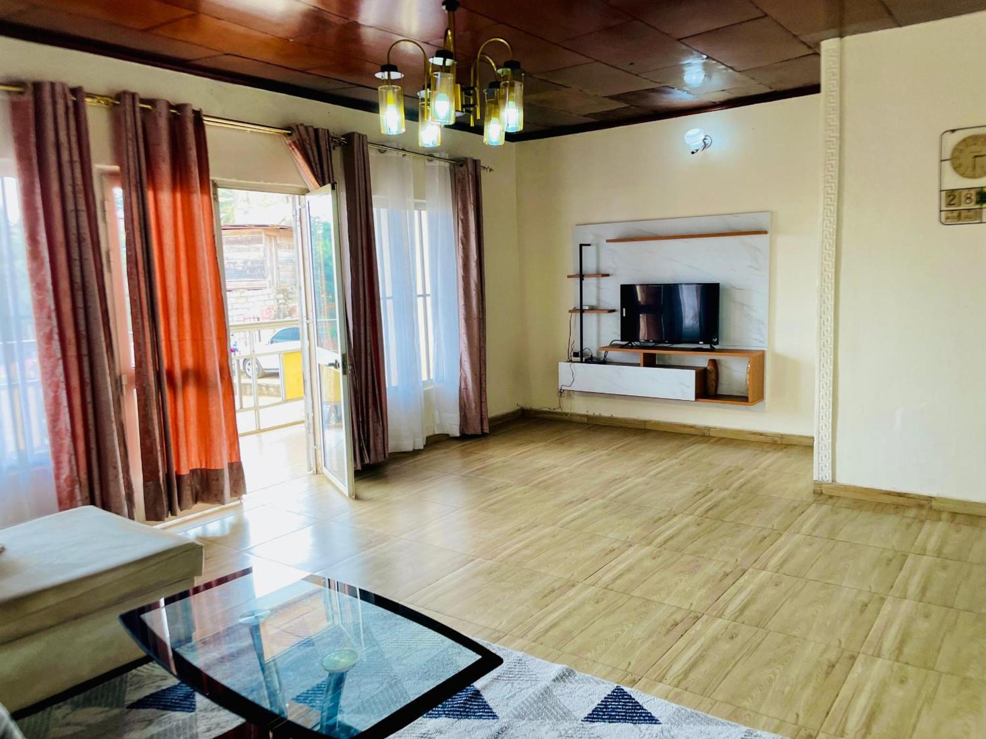 Appartement Avec Vue Panoramique Two Or Three Rooms ยาอุนเด ภายนอก รูปภาพ